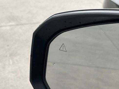 Used 2025 Hyundai Santa Fe Limited AWD/4WD image 21