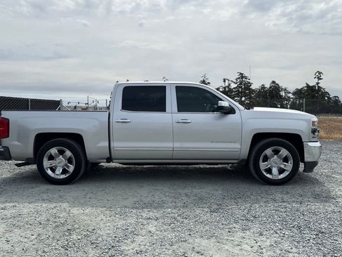 Used 2018 Chevrolet Silverado 1500 LTZ w/ Sport Package AWD/4WD image 9