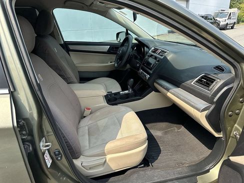 Used 2018 Subaru Outback 2.5i AWD/4WD image 27