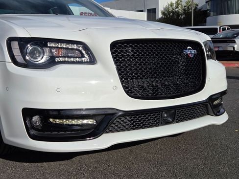 Used 2023 Chrysler 300 C RWD image 8