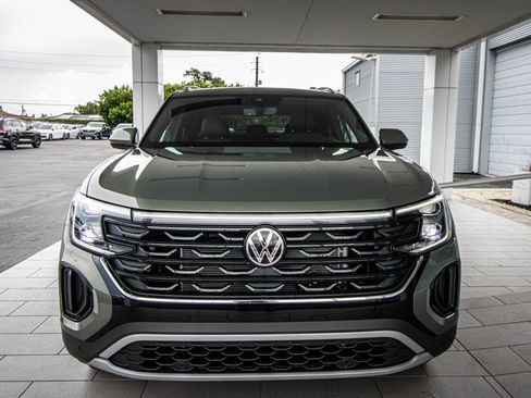 Used 2026 Volkswagen Atlas Cross Sport SE FWD image 9