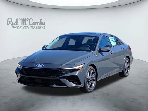 New 2026 Hyundai Elantra Limited FWD image 1