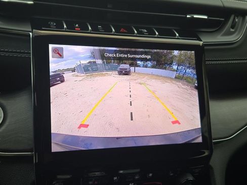 New 2025 Jeep Grand Cherokee L Overland w/ Trailer Tow Package AWD/4WD image 36