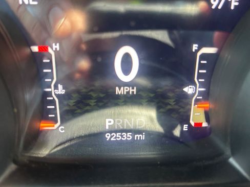 Used 2019 Jeep Wrangler Unlimited Rubicon AWD/4WD image 31