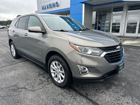 Certified 2018 Chevrolet Equinox LT AWD/4WD image 2