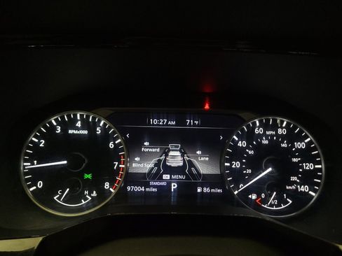 Used 2022 Nissan Pathfinder S FWD image 23