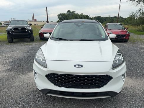 Used 2020 Ford Escape Titanium AWD/4WD image 8