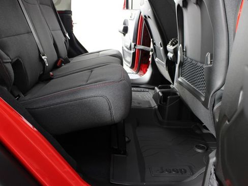 New 2026 Jeep Wrangler Unlimited Rubicon AWD/4WD image 18