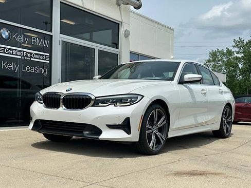 Used 2020 BMW 330i xDrive Sedan w/ Premium Package AWD/4WD image 3