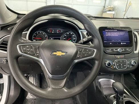 Certified 2024 Chevrolet Malibu LT image 31
