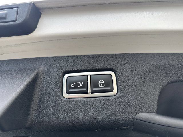 Used 2023 Kia Sorento SX Prestige AWD/4WD image 14