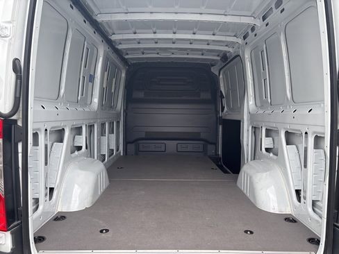 Used 2023 Mercedes-Benz Sprinter 144 Cargo image 14