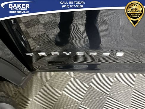 Certified 2025 Chevrolet Traverse LT w/ Sun and Wheel Package image 34