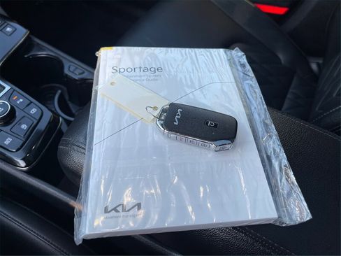 Used 2023 Kia Sportage X-Pro Prestige image 28