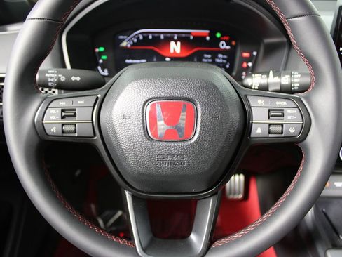 Used 2025 Honda Civic Type R image 15