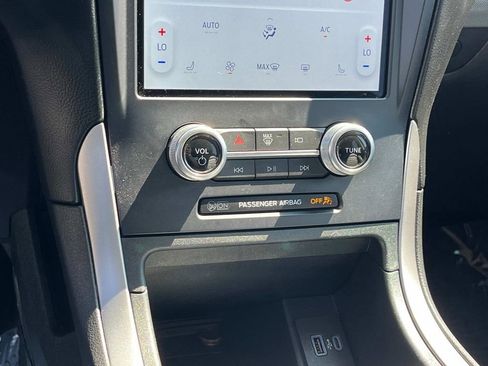 Used 2022 Ford Edge SEL w/ Convenience Package image 31