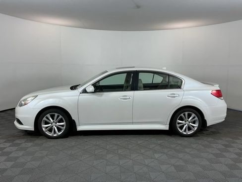 Used 2014 Subaru Legacy 2.5i Premium w/ Moonroof Package AWD/4WD image 8