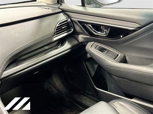 Used 2022 Subaru Outback Limited image 26