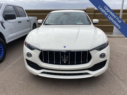 Used 2020 Maserati Levante AWD/4WD image 23