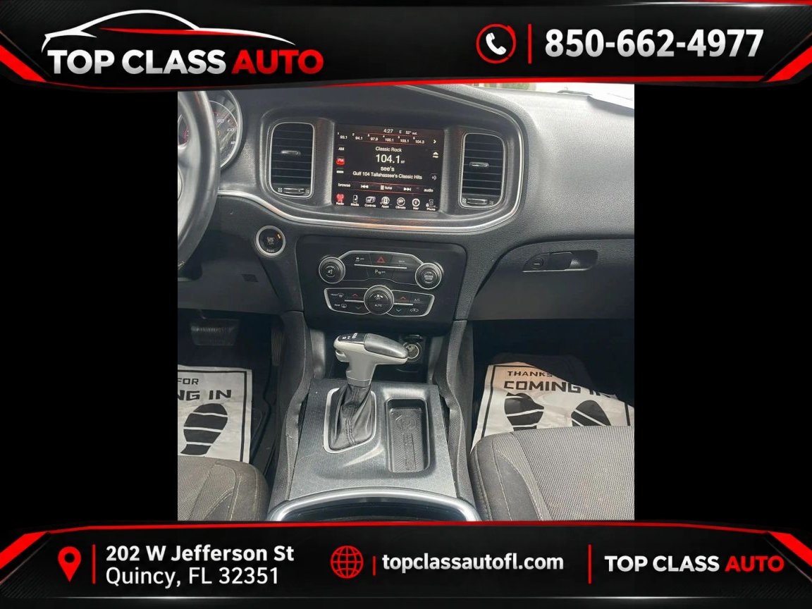 Used 2015 Dodge Charger SXT w/ Driver Confidence Group RWD image 9