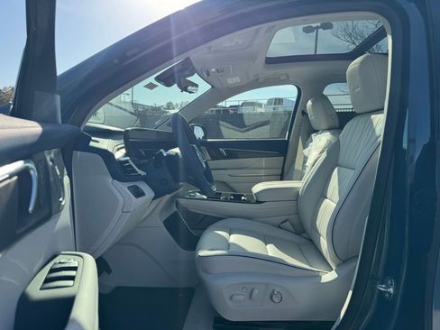 New 2026 Buick Enclave Avenir image 21