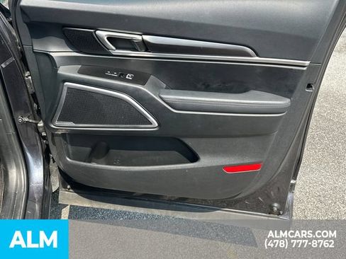 Used 2025 Kia Telluride S AWD/4WD image 16