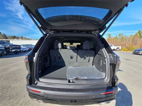 New 2026 Chevrolet Traverse LT w/ Midnight/Sport Edition image 27