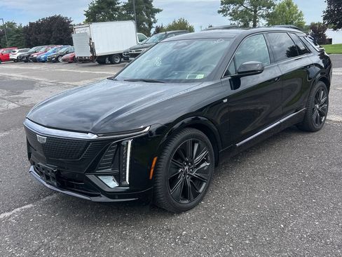 Used 2024 Cadillac Lyriq Sport AWD/4WD image 1