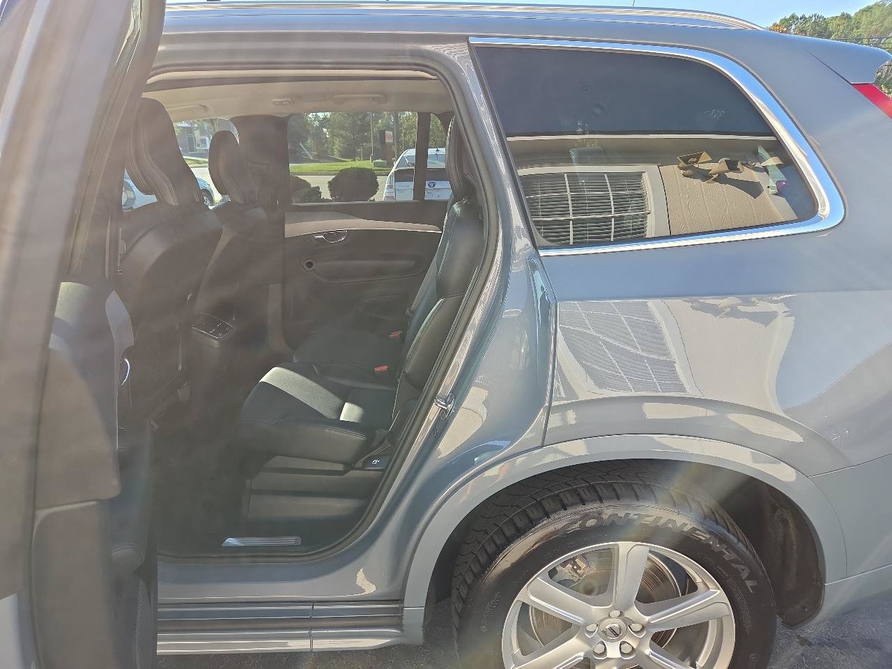 Used 2023 Volvo XC90 B5 Core AWD/4WD image 19