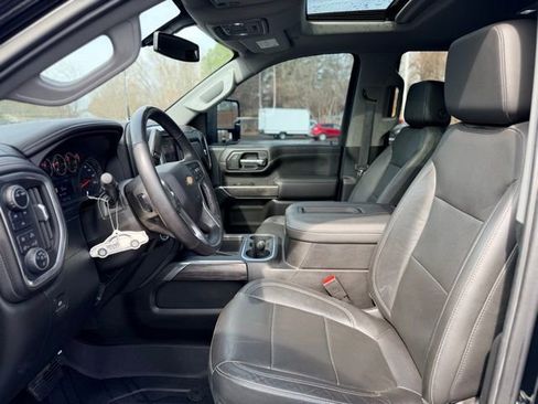 Used 2020 Chevrolet Silverado 2500 LTZ w/ LTZ Plus Package image 7