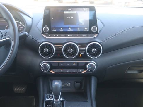 Used 2024 Nissan Sentra SV FWD image 19