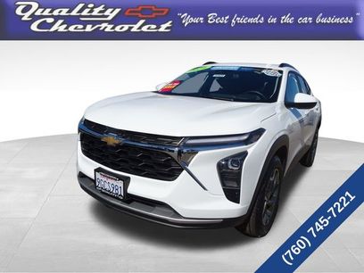 Used 2024 Chevrolet Trax LT w/ Driver Confidence Package