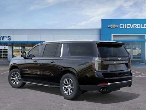 New 2025 Chevrolet Suburban Premier AWD/4WD image 3