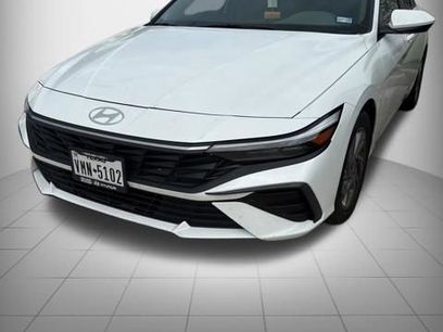 Used 2024 Hyundai Elantra SEL