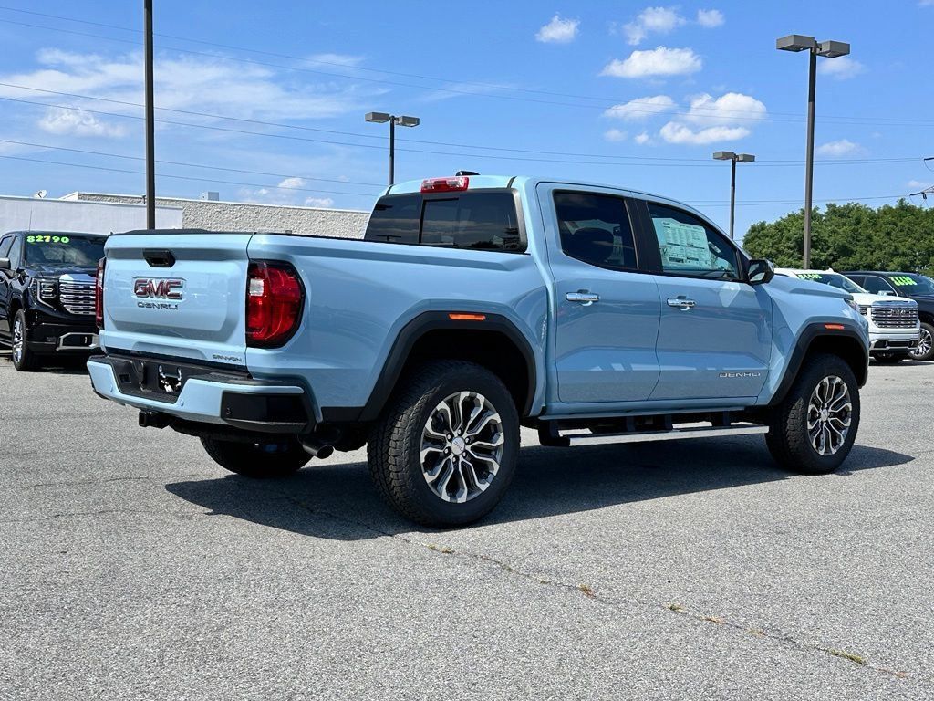 New 2026 GMC Canyon Denali AWD/4WD image 9
