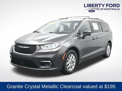 Used 2022 Chrysler Pacifica Touring-L