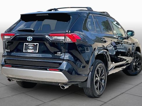 Used 2024 Toyota RAV4 SE AWD/4WD image 16