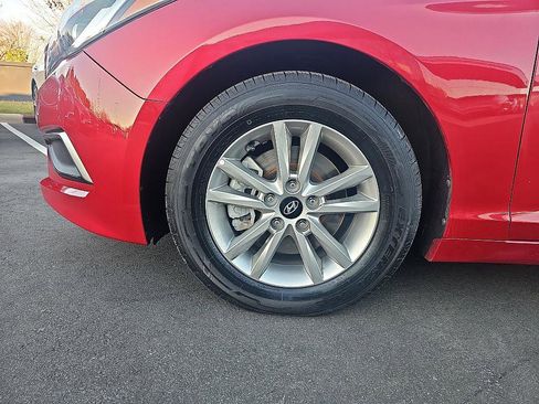 Used 2017 Hyundai Sonata SE image 9