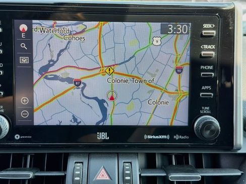 Used 2020 Toyota RAV4 Limited w/ Limited Grade Weather Package AWD/4WD image 15