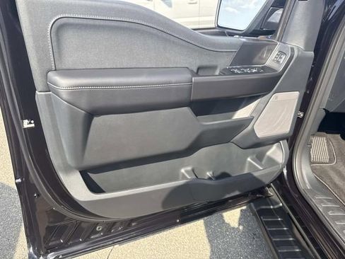 Used 2025 Ford F150 Lariat image 21