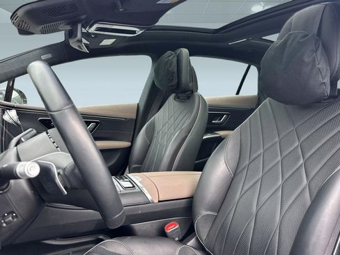 Certified 2023 Mercedes-Benz EQS 580 4MATIC Sedan image 23