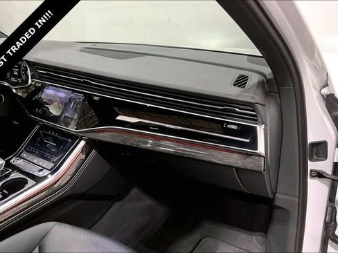 Used 2025 Audi Q7 3.0T Premium Plus image 15