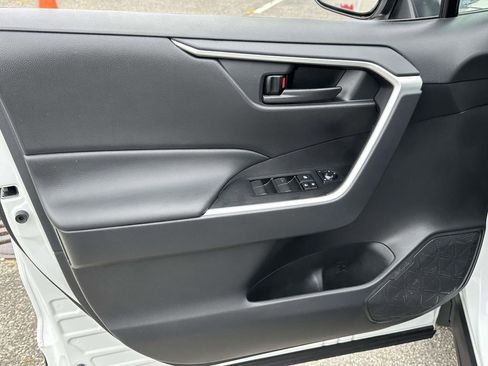 Used 2025 Toyota RAV4 LE FWD image 14
