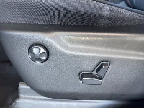 Used 2024 Dodge Durango GT image 19