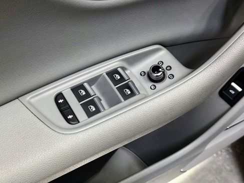 Used 2019 Audi Q7 3.0T Premium Plus image 13