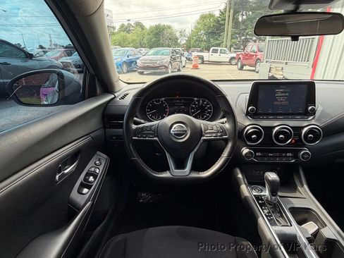 Used 2020 Nissan Sentra SV FWD image 20