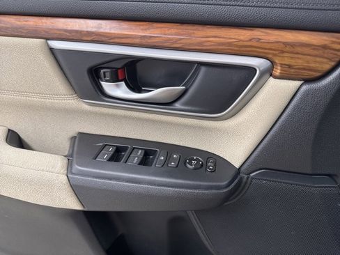 Certified 2019 Honda CR-V EX image 31