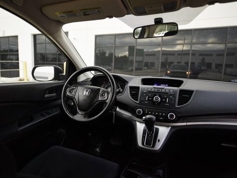 Used 2013 Honda CR-V LX image 16