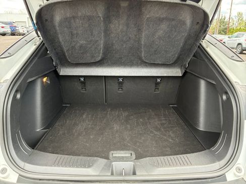 Used 2025 Buick Envista Preferred FWD image 30