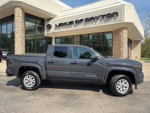 Used 2025 Toyota Tacoma SR5 RWD image 2